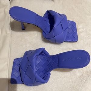 Bottega Veneta The Lido Leather Sandals
